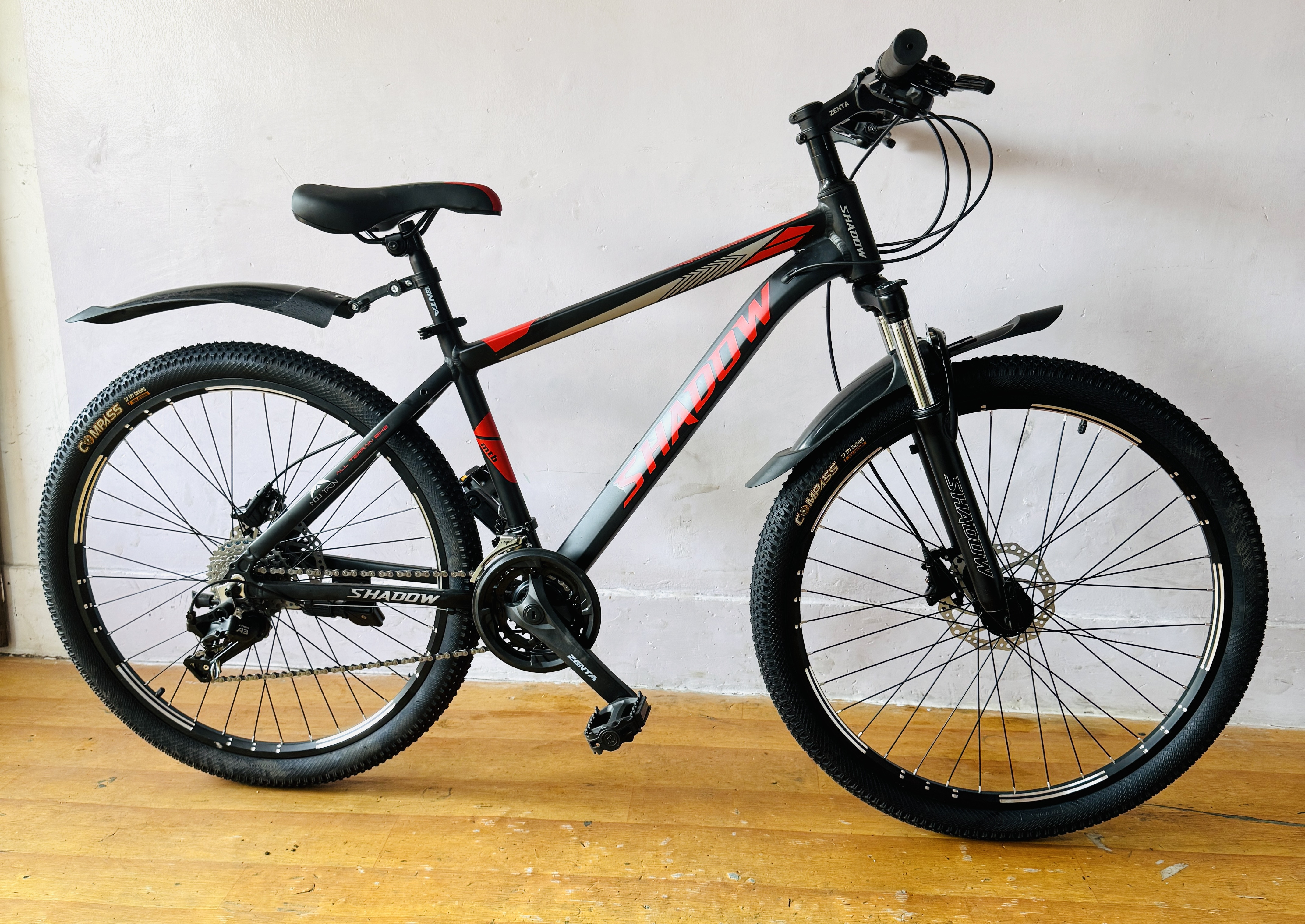 CYCLE 26 GEAR SHADOW  ALMUNIUM HYDRALIC BRAKE 24 SPEED